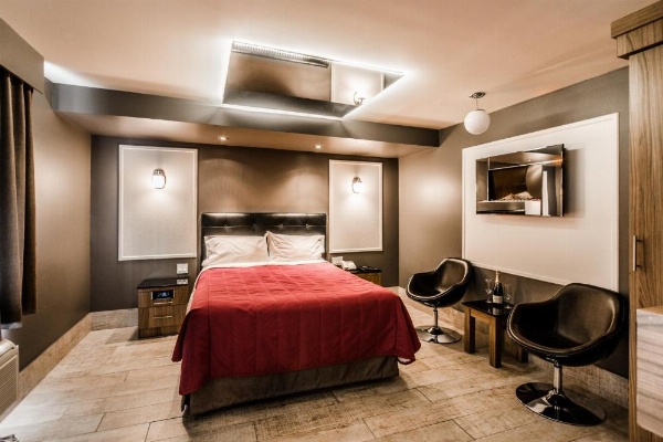 Olux Hotel-Motel-Suites image 16